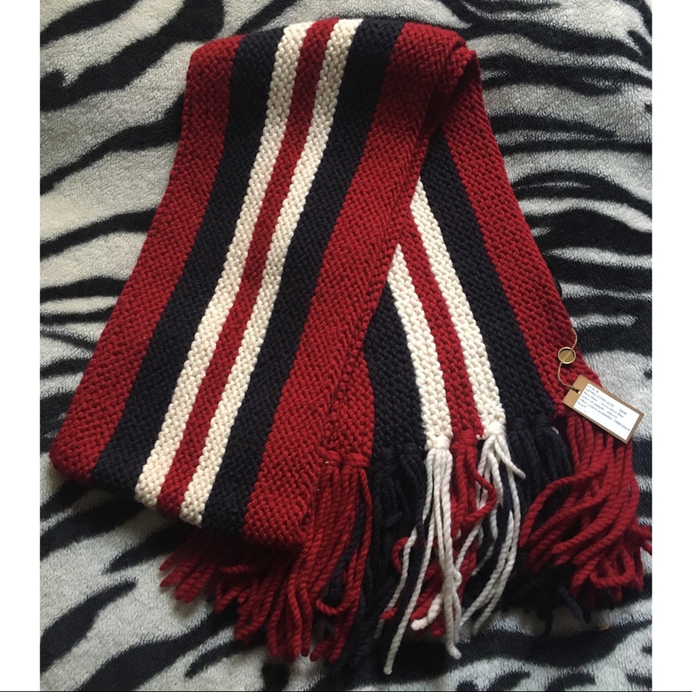 GUCCI Wool Runway Winter Long Thick Snow Scarf